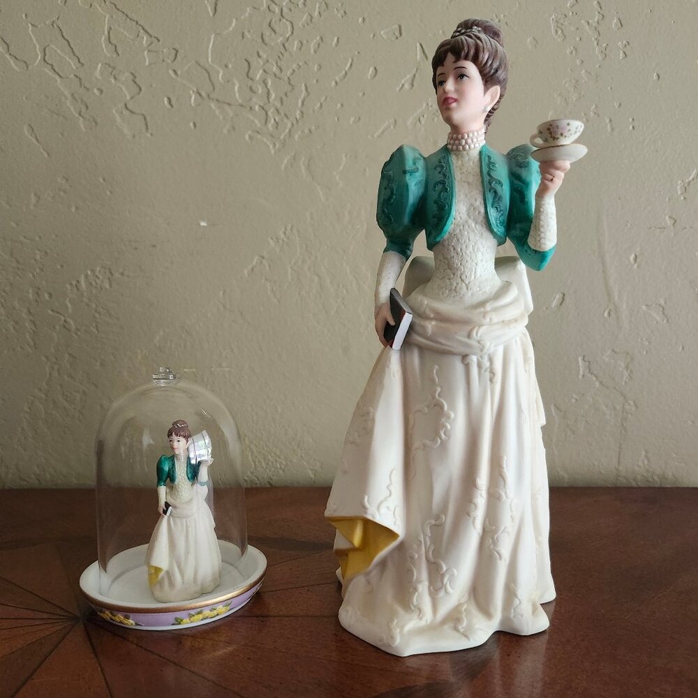 Rare Avon 1995 Vintage President’s Club Mrs. Albee Award 4 Piece Collectibles